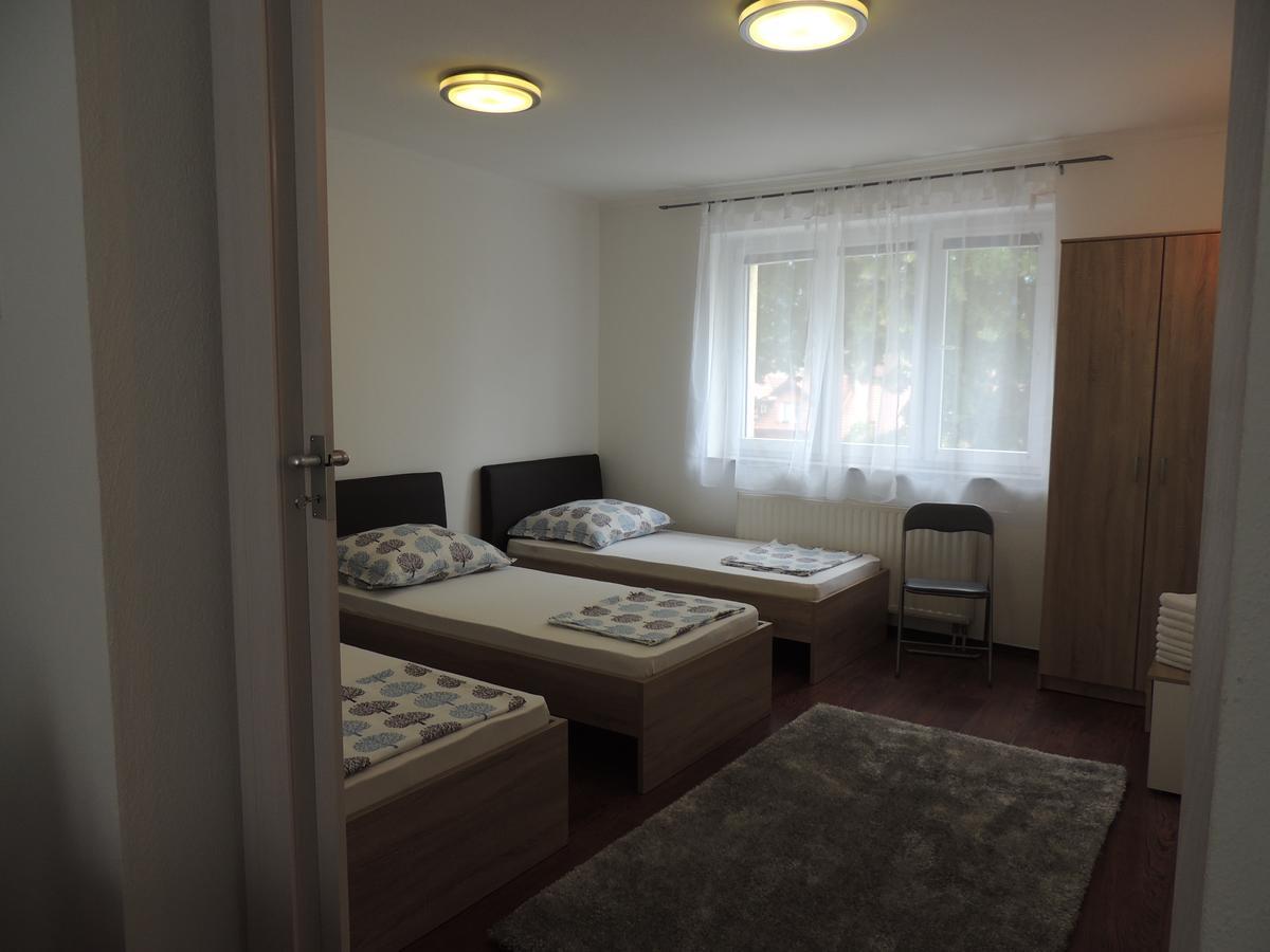 Roses Apartment บีฮัช ภายนอก รูปภาพ