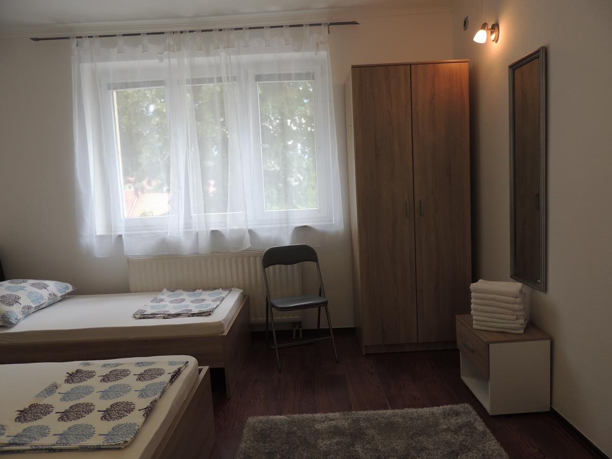 Roses Apartment บีฮัช ภายนอก รูปภาพ